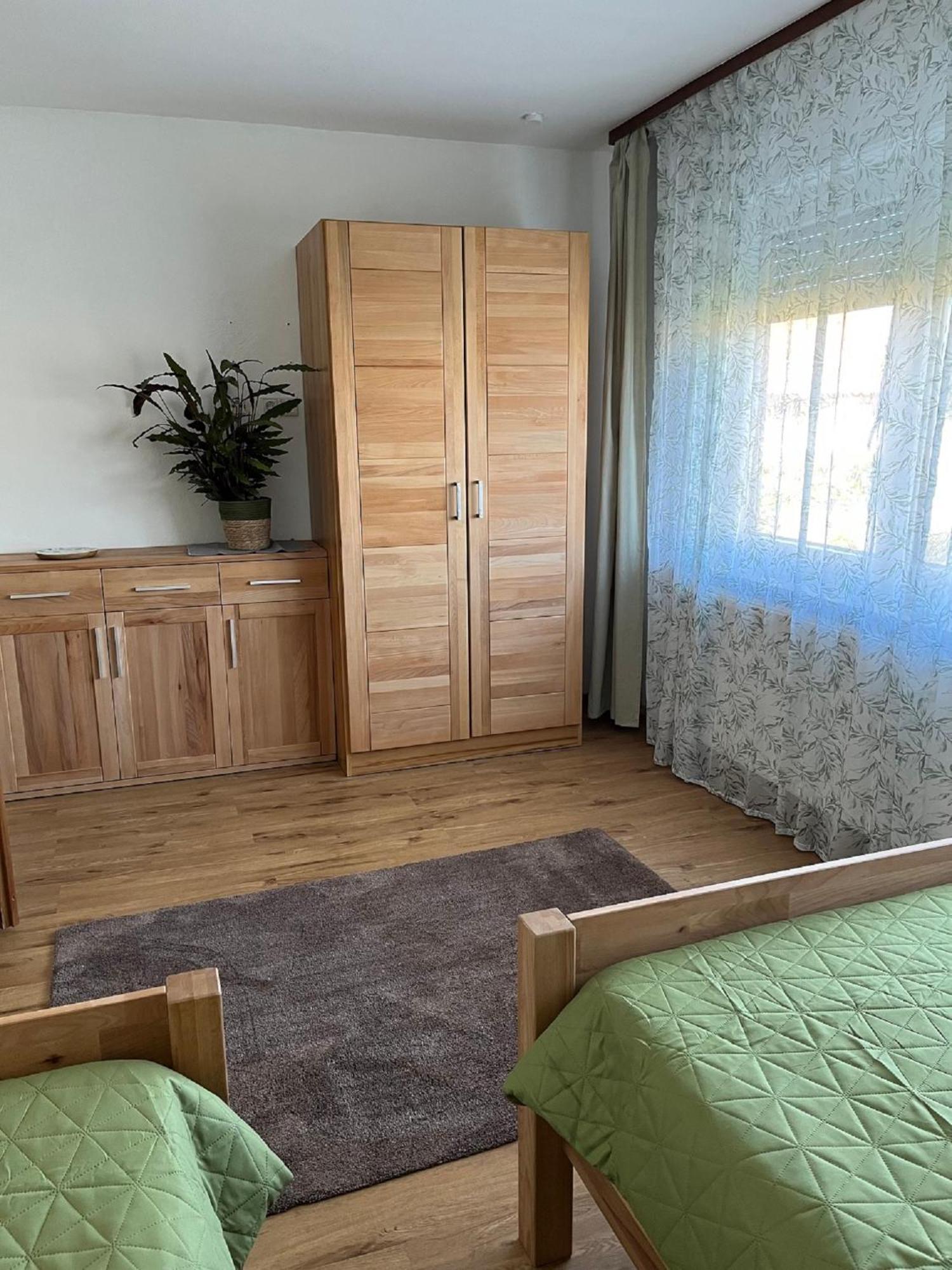Appartamento Ferien- Und Winzerhof Ute Braun Nordheim am Main Esterno foto